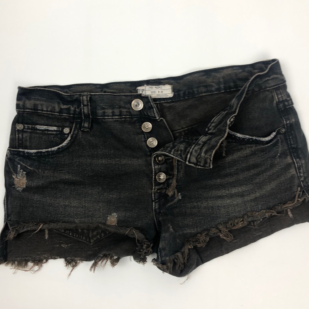 FREE PEOPLE DENIM SHORT- Size 26